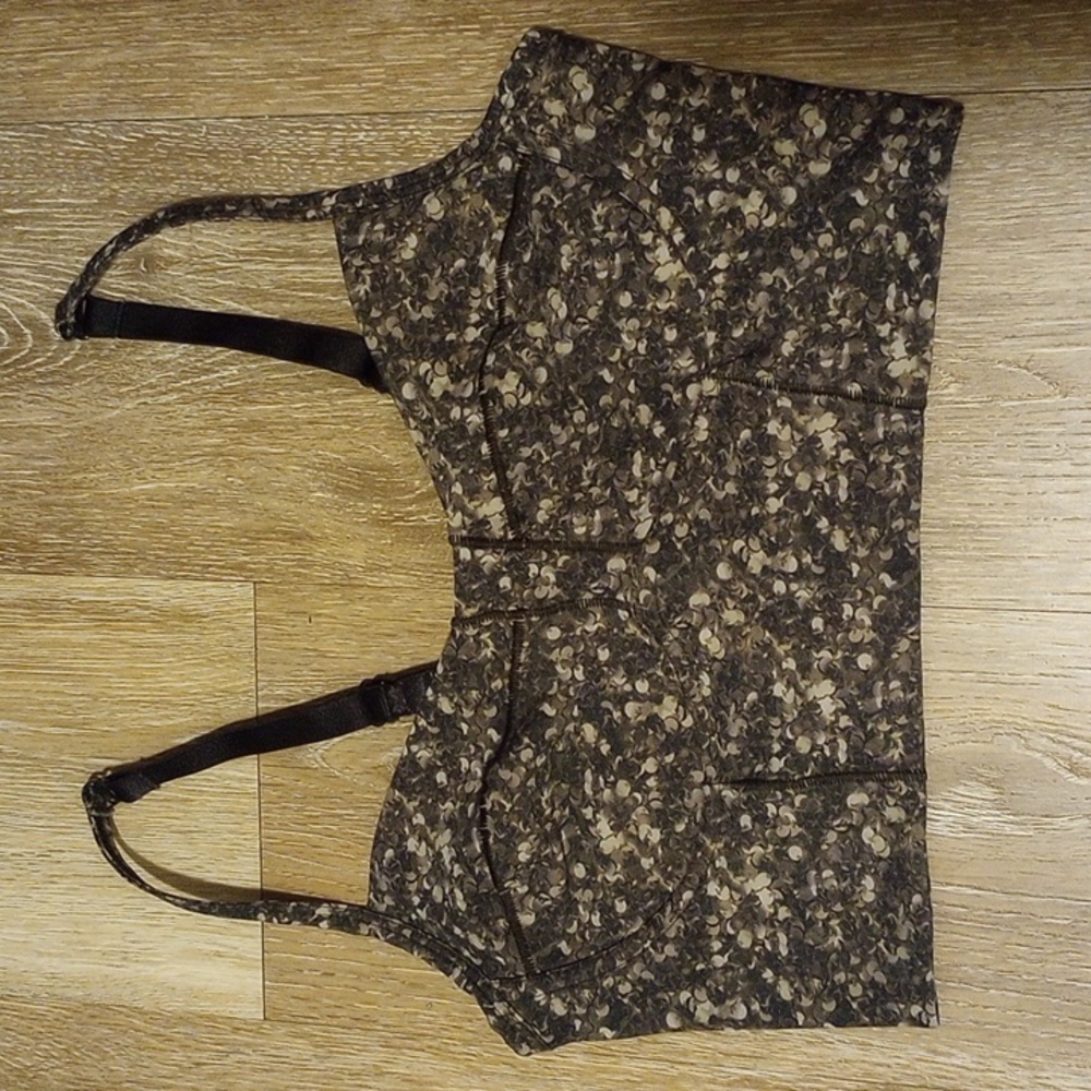 Lululemon shimmy shimmy yoga bra